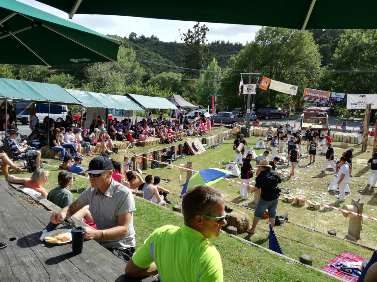 05_04-Blick-in-die-Arena