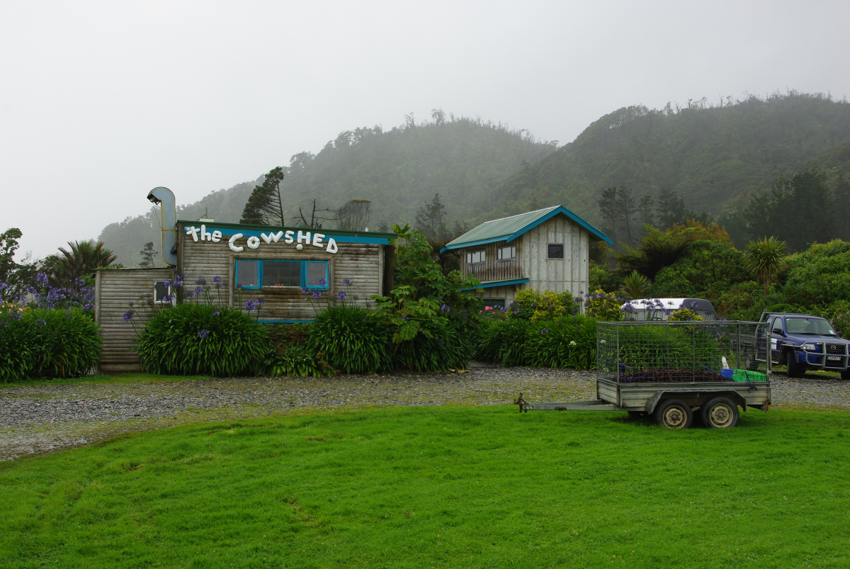 09 01-Gentle-Annie-The-Cowshed