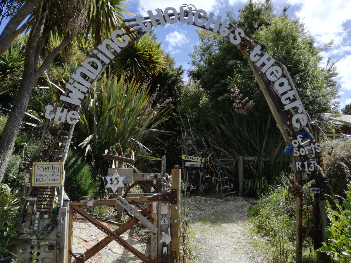 11_07-The-Winding-Thoughts-Theatre-of-Sorts