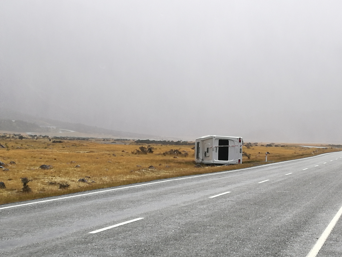 13_06-Opfer-des-Windes 