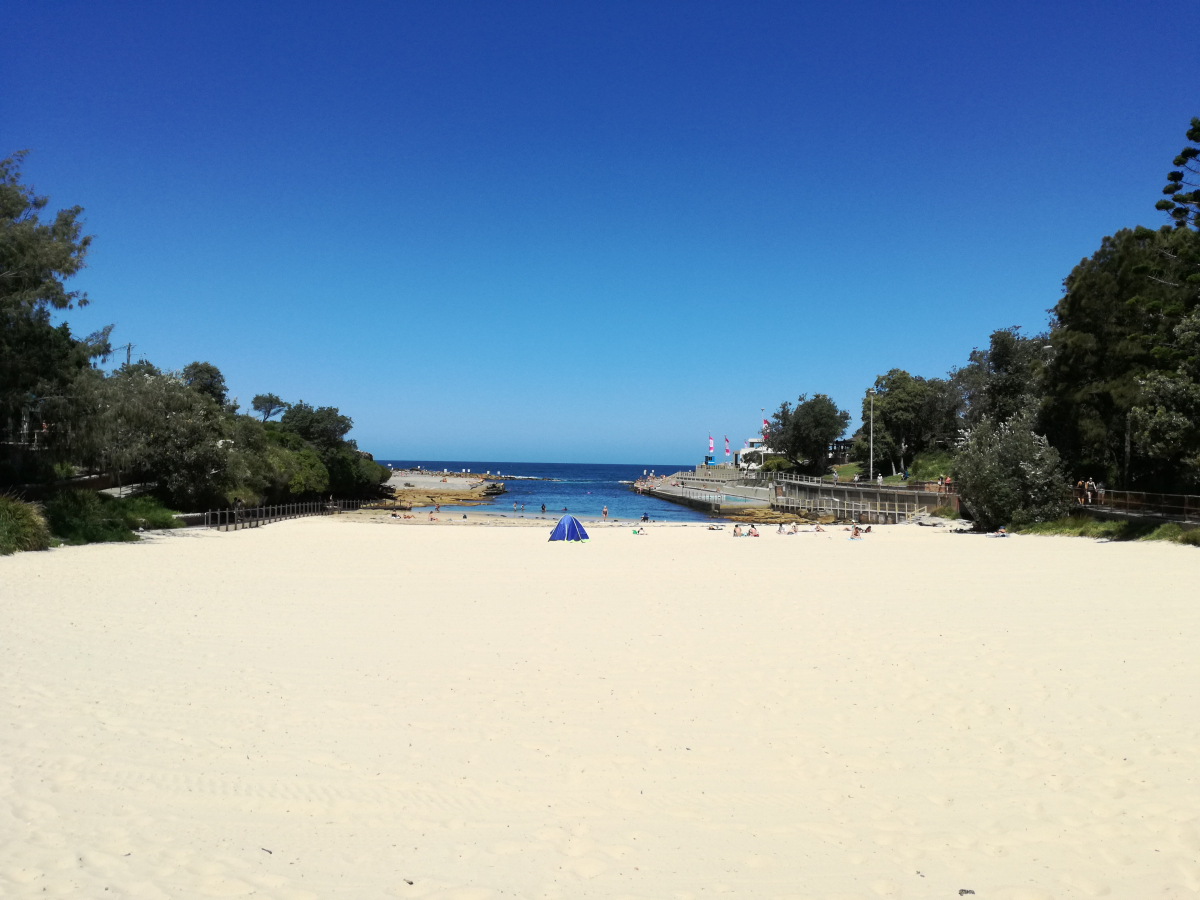 22_02-Clovelly-Beach