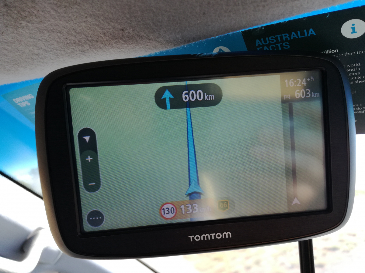 30_13-Gerade-aus-.-600-km