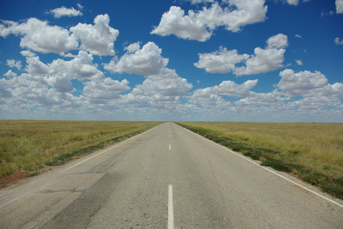 31 01-Queensland-Highway-bis-zum-Horizont