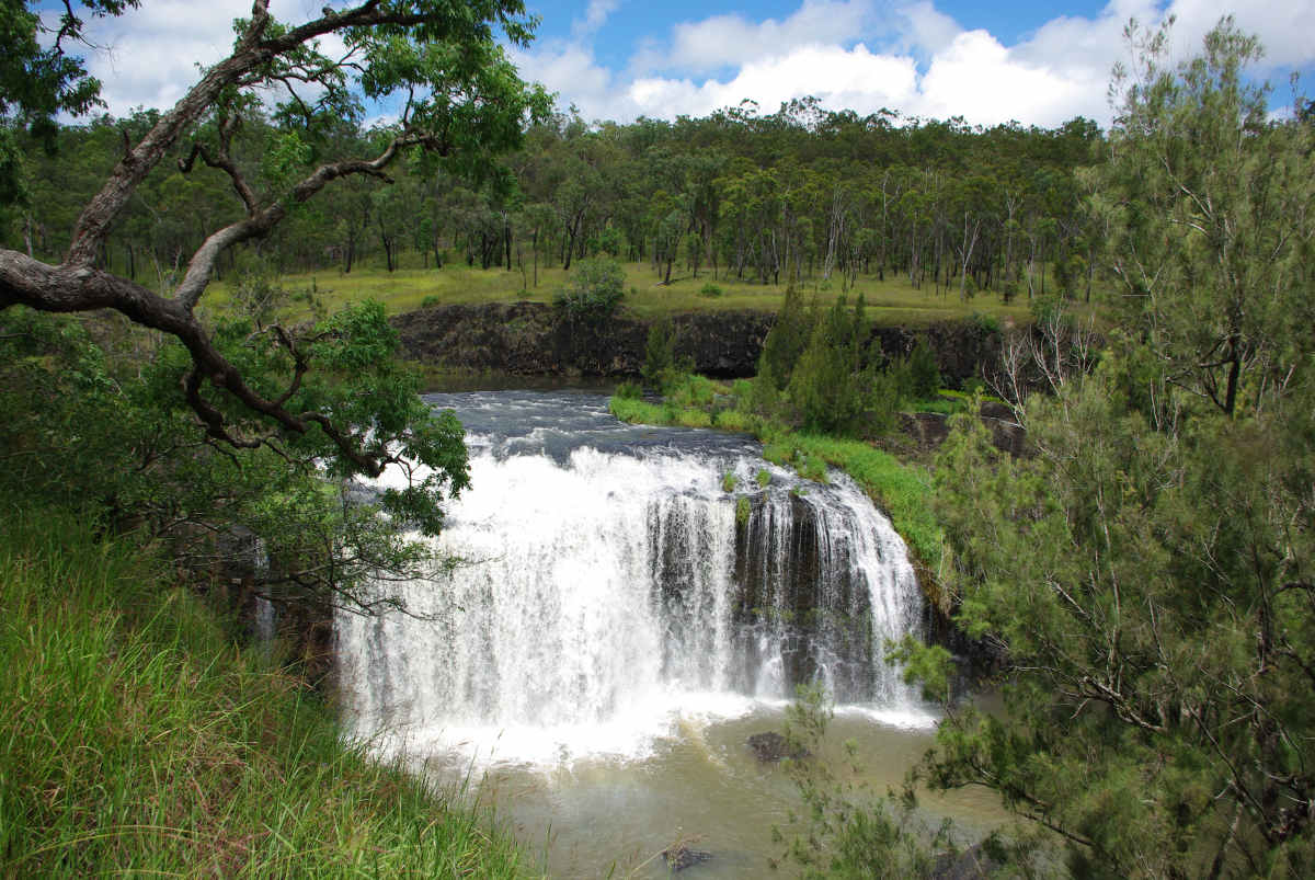 31 05-Millstream-Falls