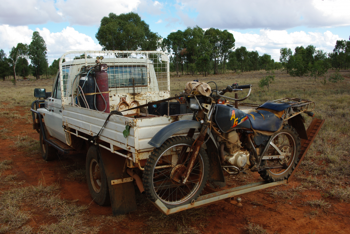 35 08-Bike-Transporter