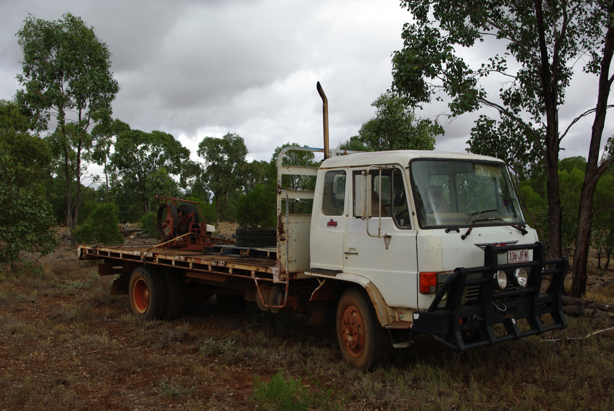 35 09-Truck-mit-Motorwinde-fuer-den-Weidedraht