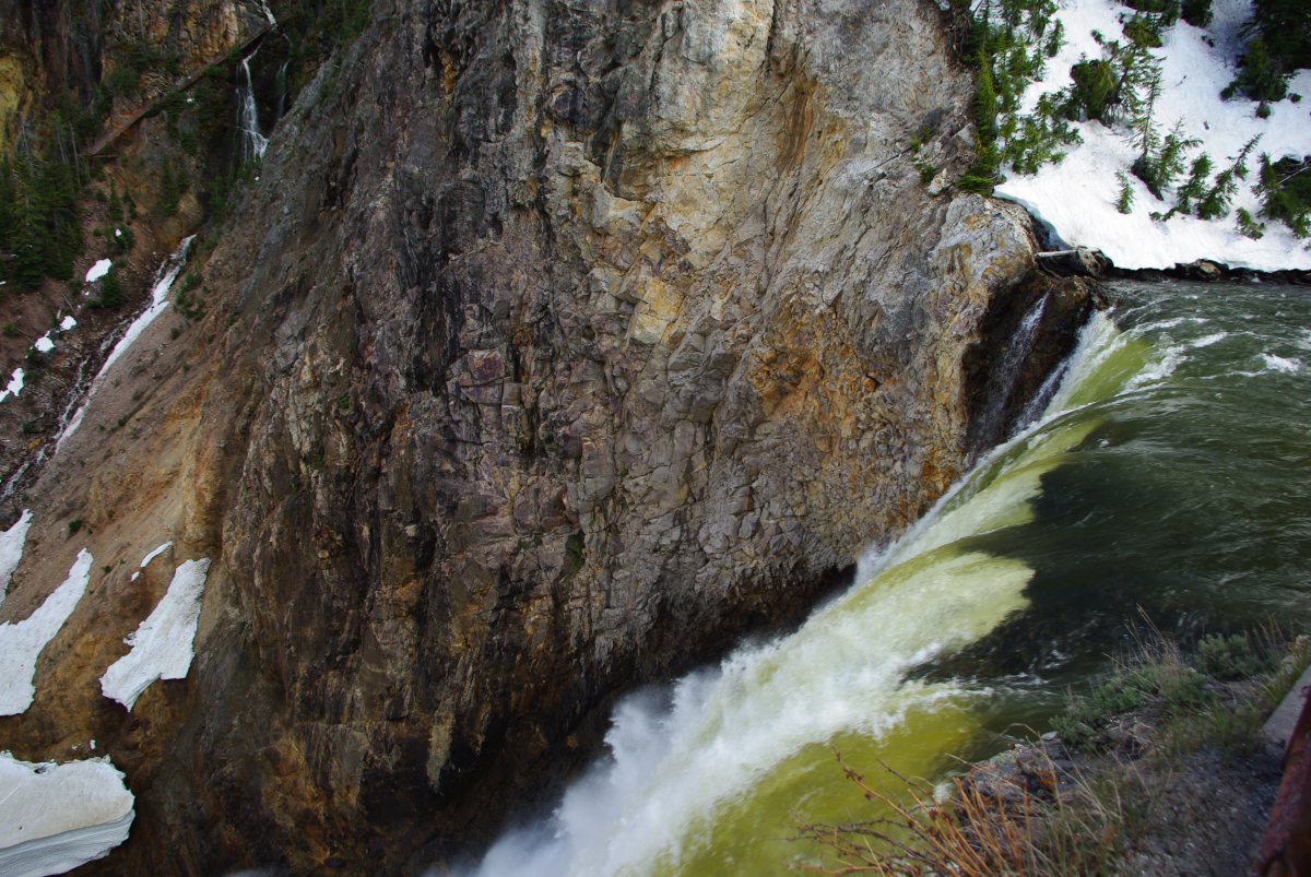 39 11-Wasserfall-Kante