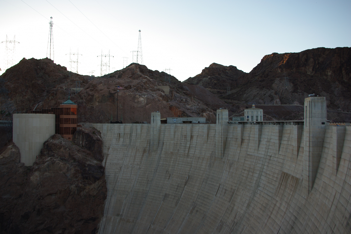 40 14-Hoover-Dam-02