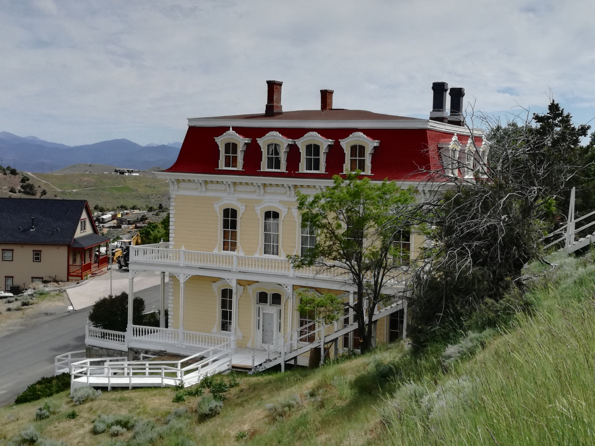 42_17-Virginia-City-Nevada-04